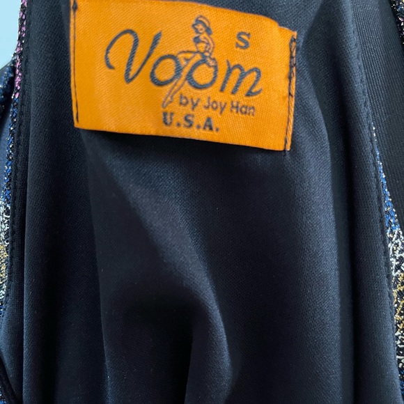 Pretty top! - Picture 2 of 2